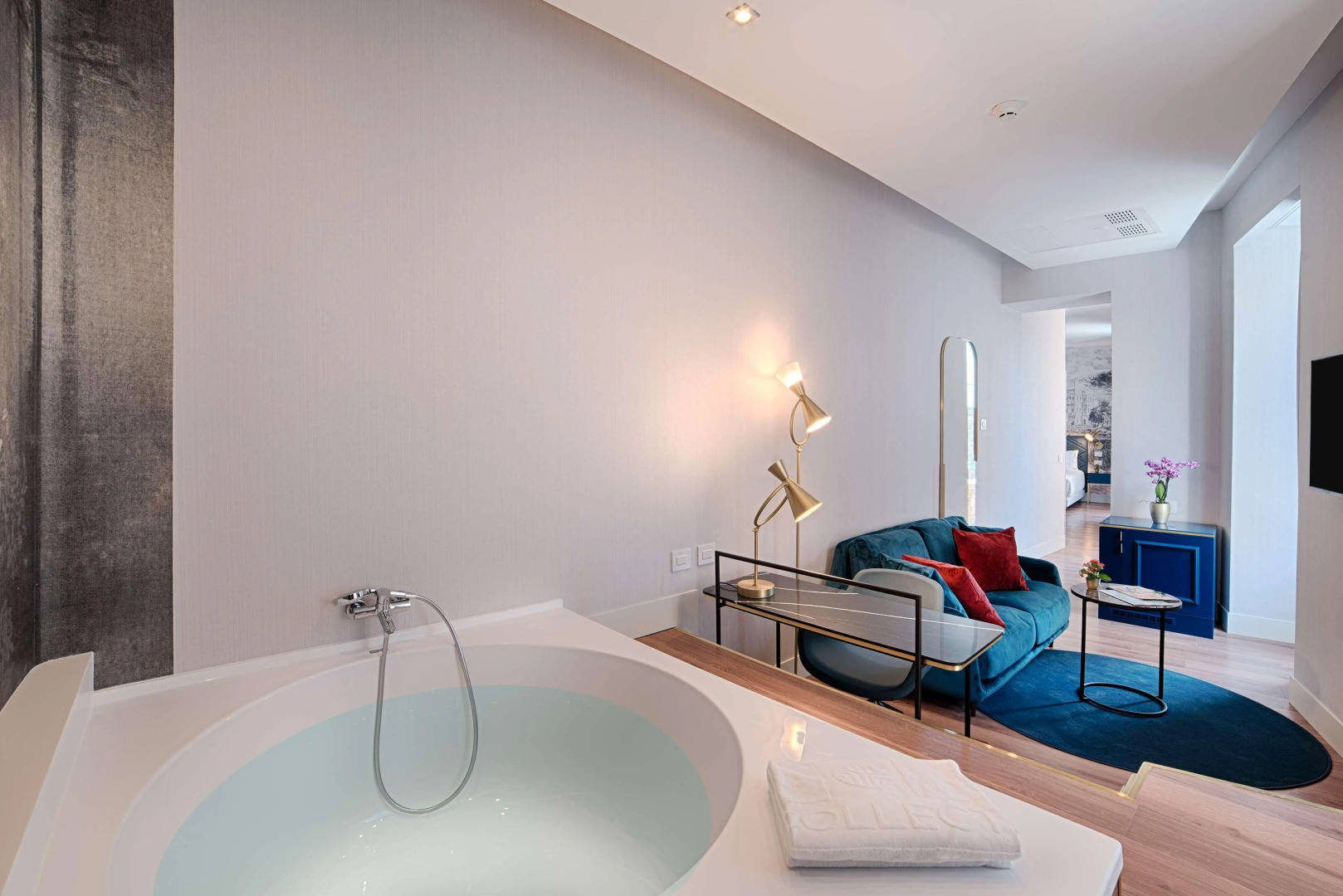 Отель NH Collection Roma Fori Imperiali