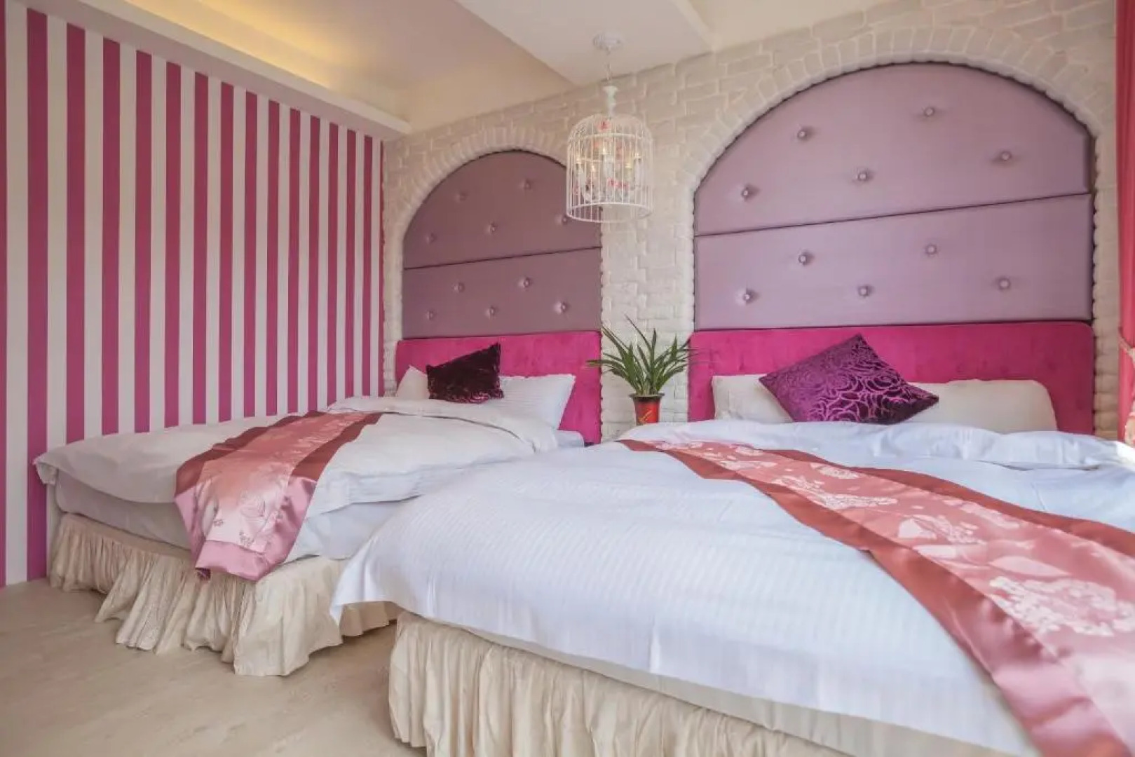 Shuian Lakeside Hotel