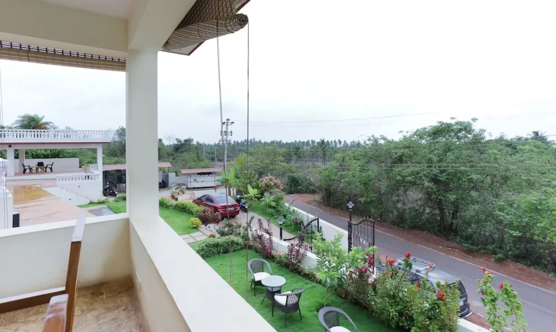 Treebo Aarya Boulevard