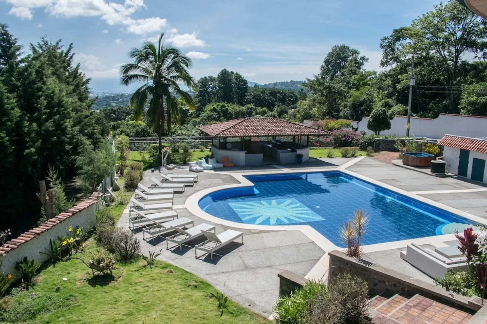 SoapBerry House Escazu