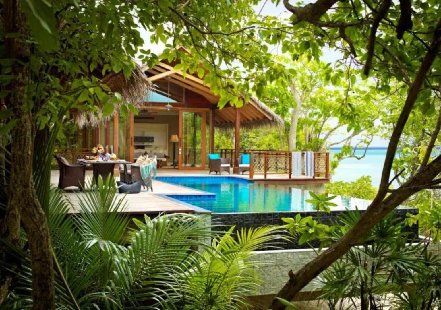 Shangri-Las Villingili Resort and Spa Maldives