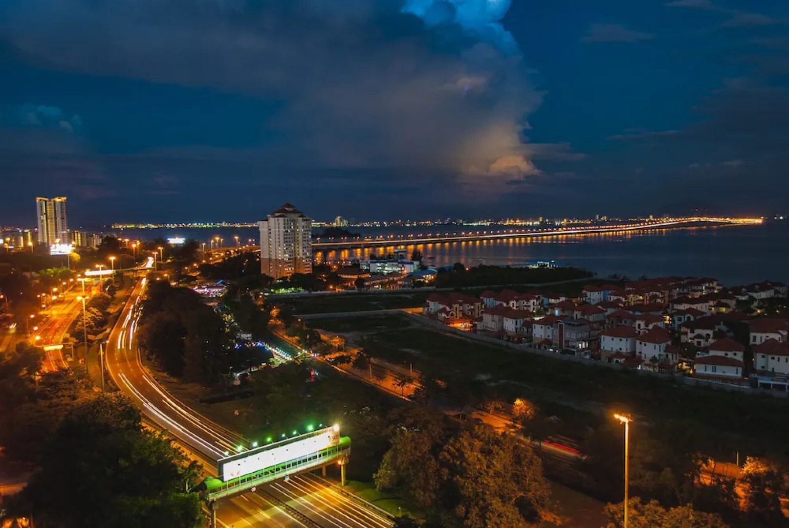 Panoramic 180 Cozy Suite by D Imperio Homestay