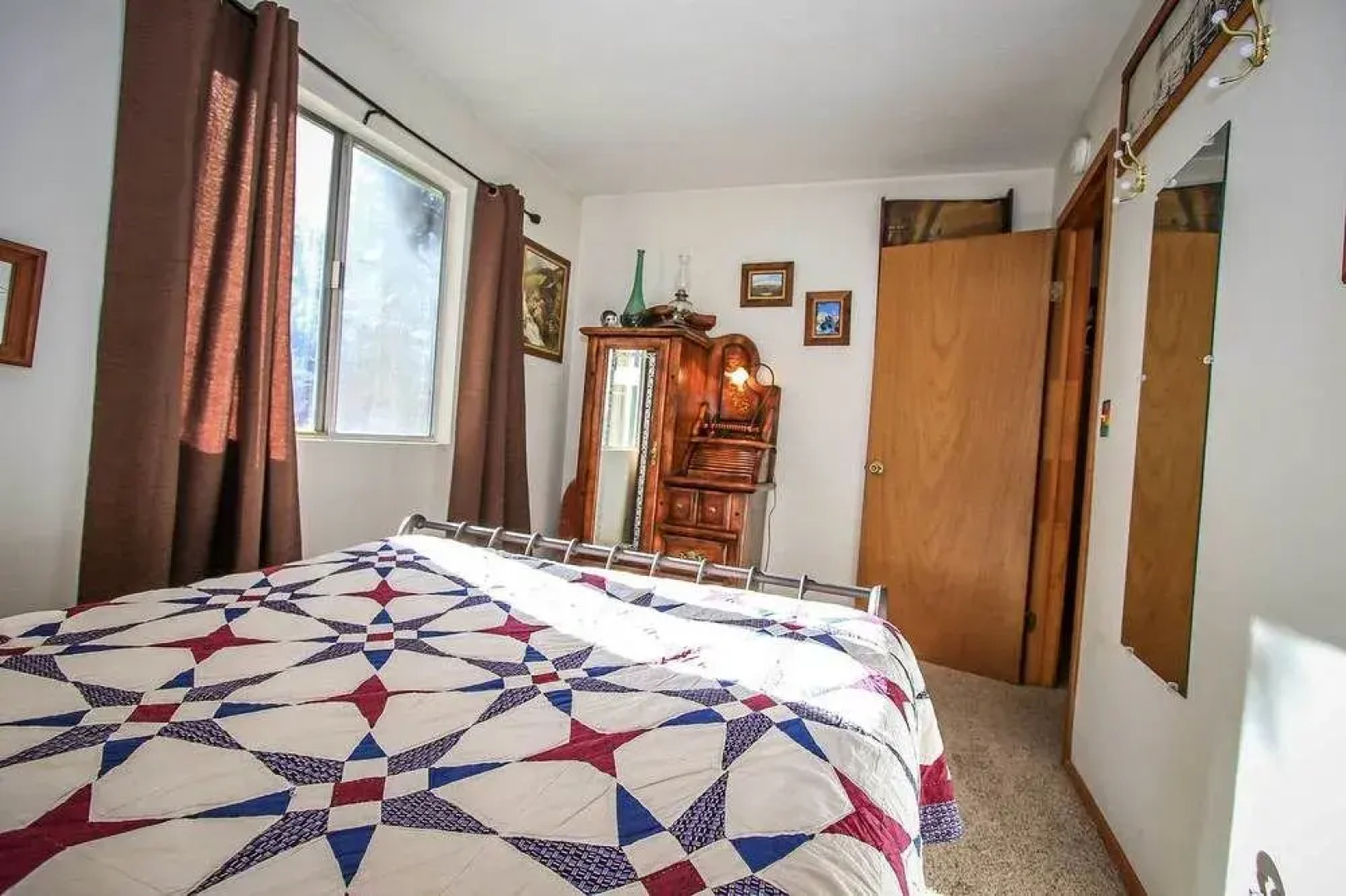 Popko's Place 1426 by RedAwning