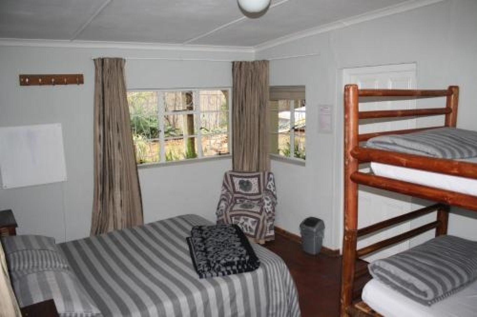 Backpackers Paradise and Joyrides