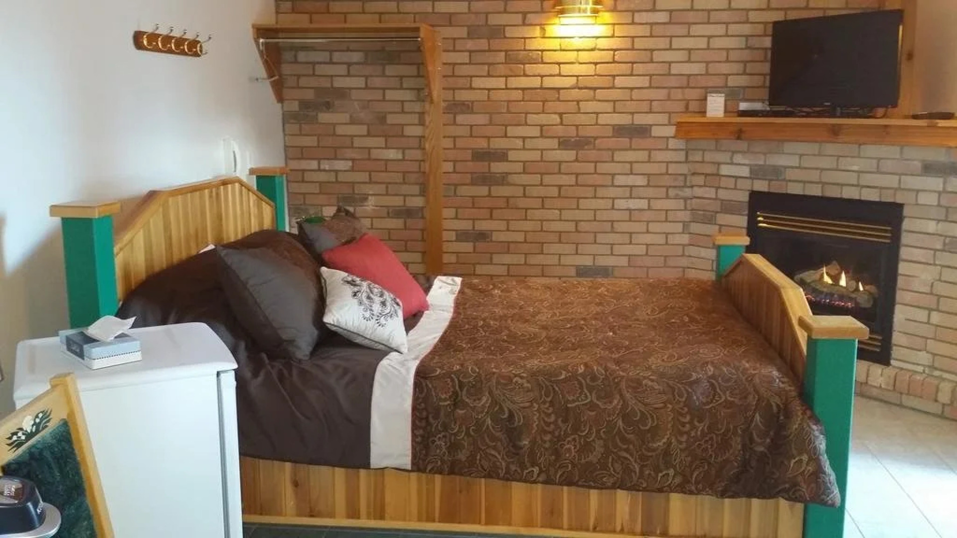 Lily Lake Village Resort