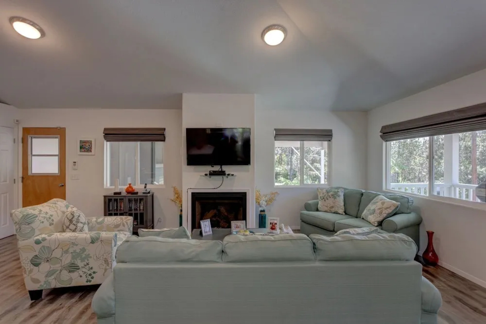 Hale O'hia Lehua 3 Bedroom Home by RedAwning