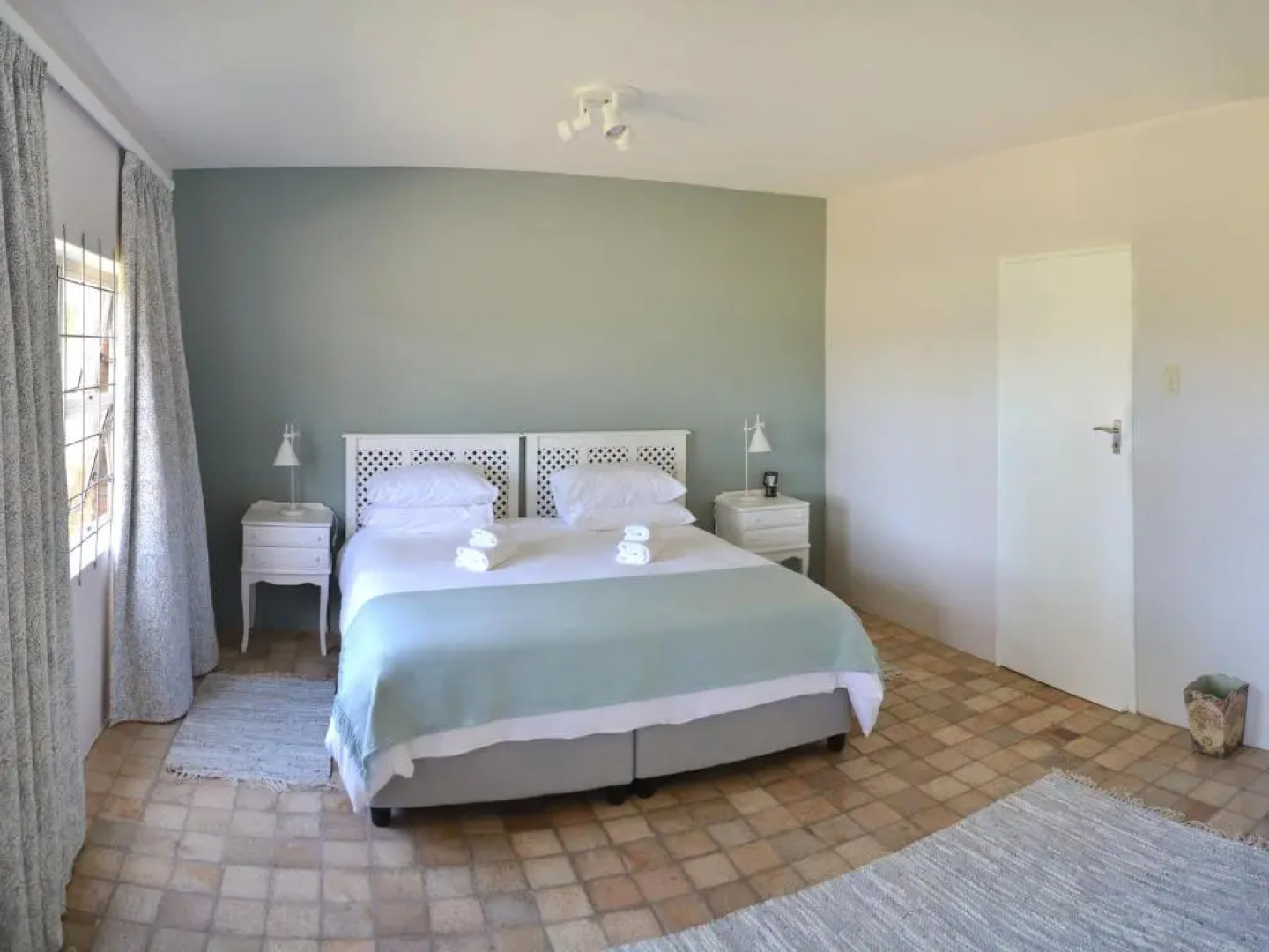 Addo River-View Lodge