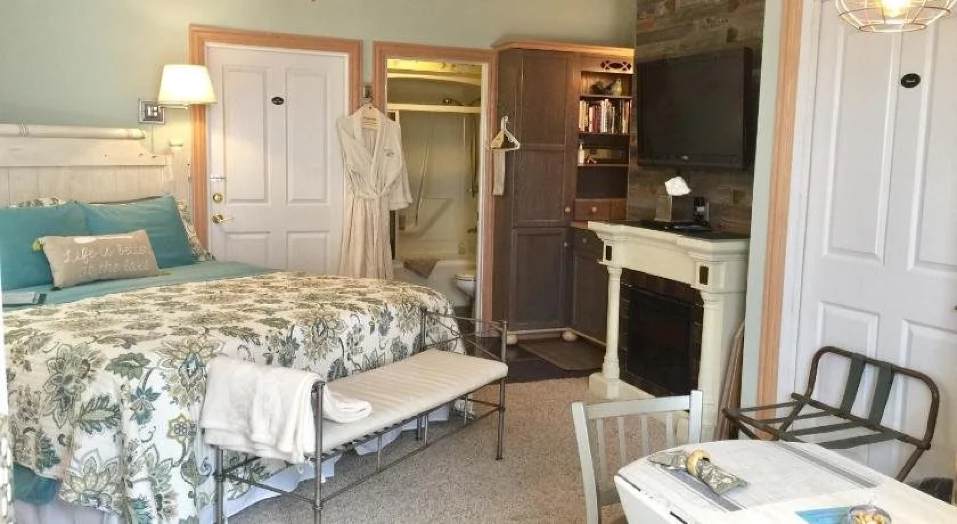 PrairieSide Suites Luxury Bed & Breakfast