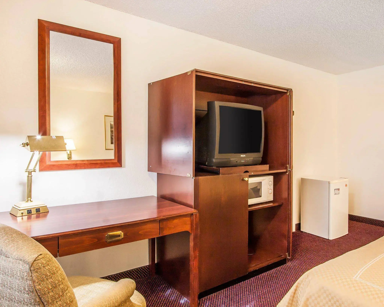 Rodeway Inn & Suites Portland West - Beaverton