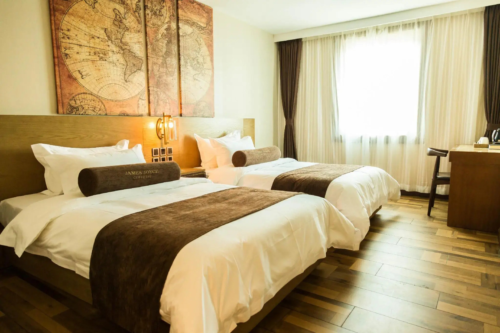 James Joyce Coffetel Baoding Railway Station