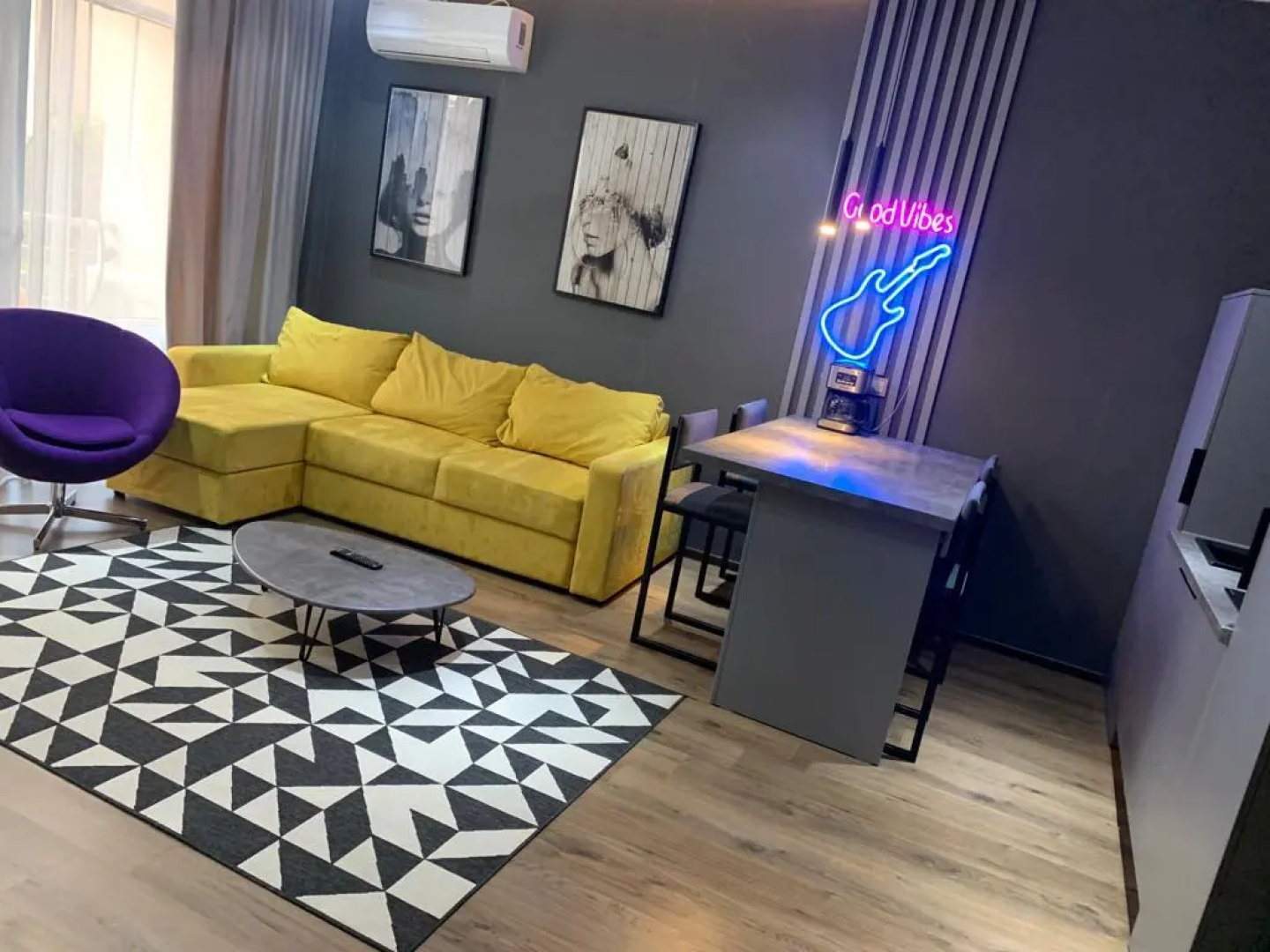 Art Voyage hotel (Арт Вояж)