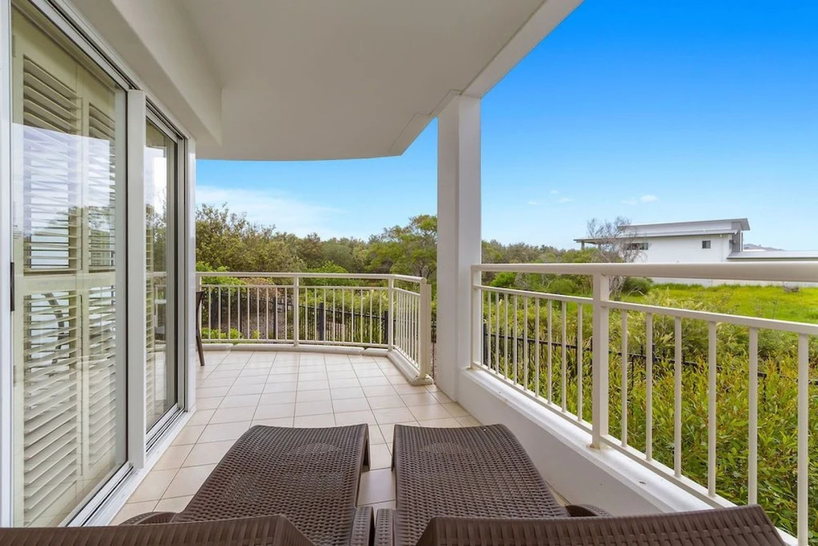 Resort On The Beach 6126-27