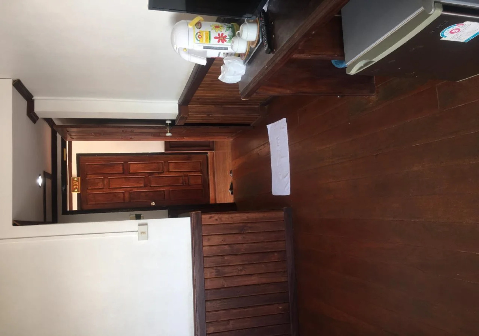 Huaysay Riverside Hotel