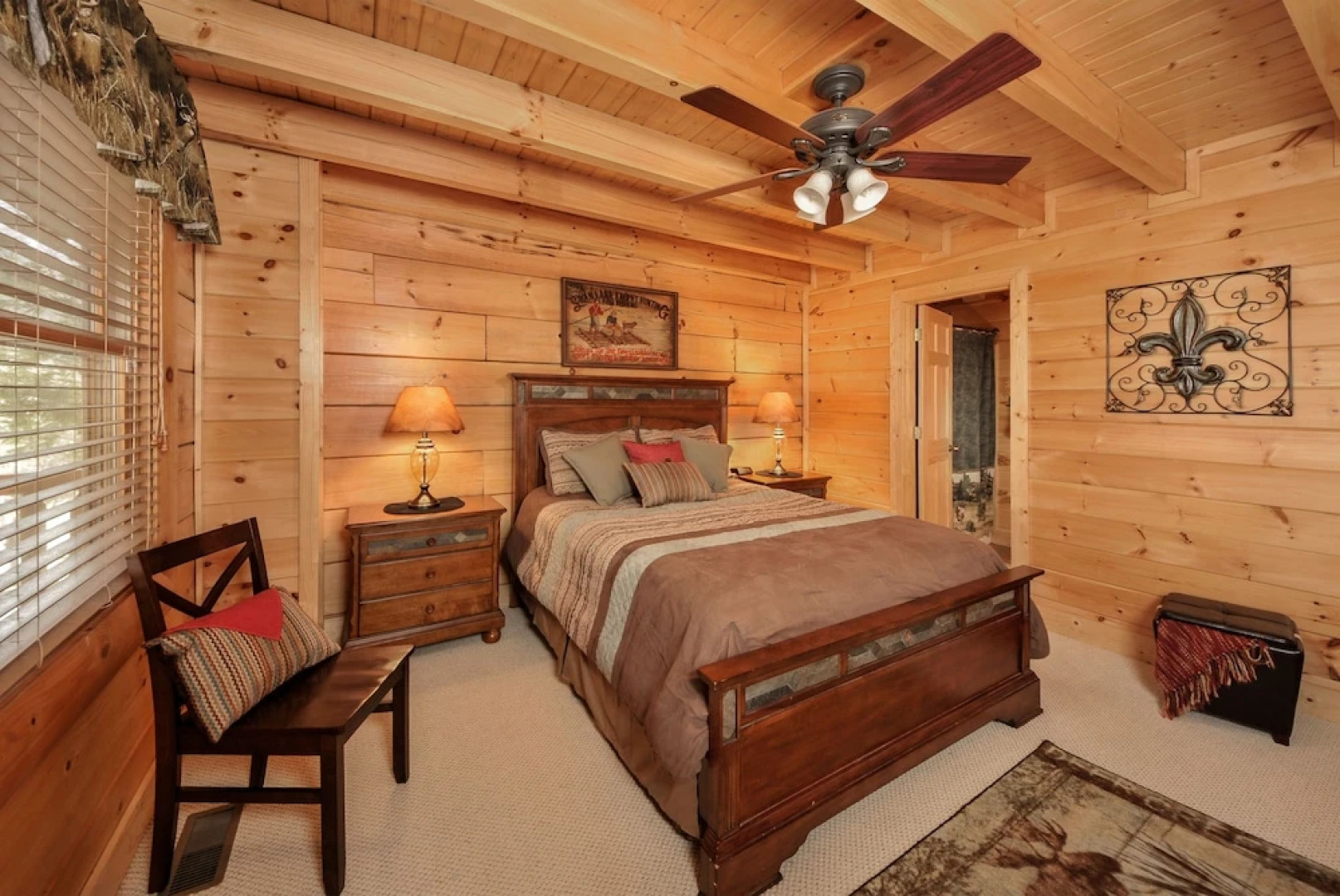 Enchanted Forest - 2 Br cabin by RedAwning