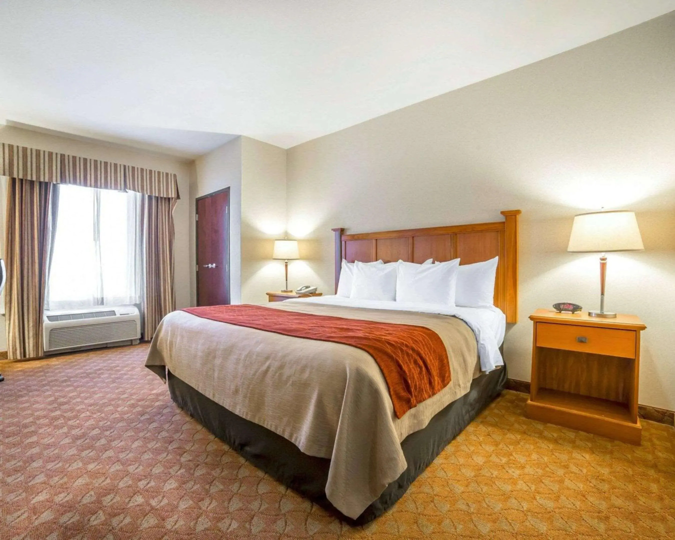 Comfort Inn & Suites Las Vegas - Nellis