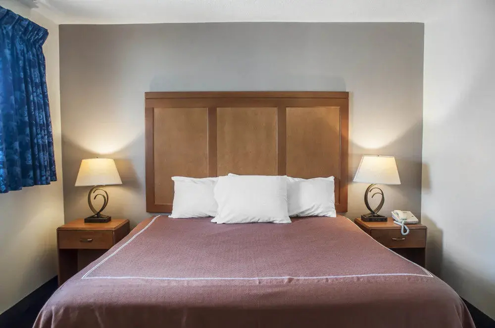 Rodeway Inn & Suites Niagara Falls