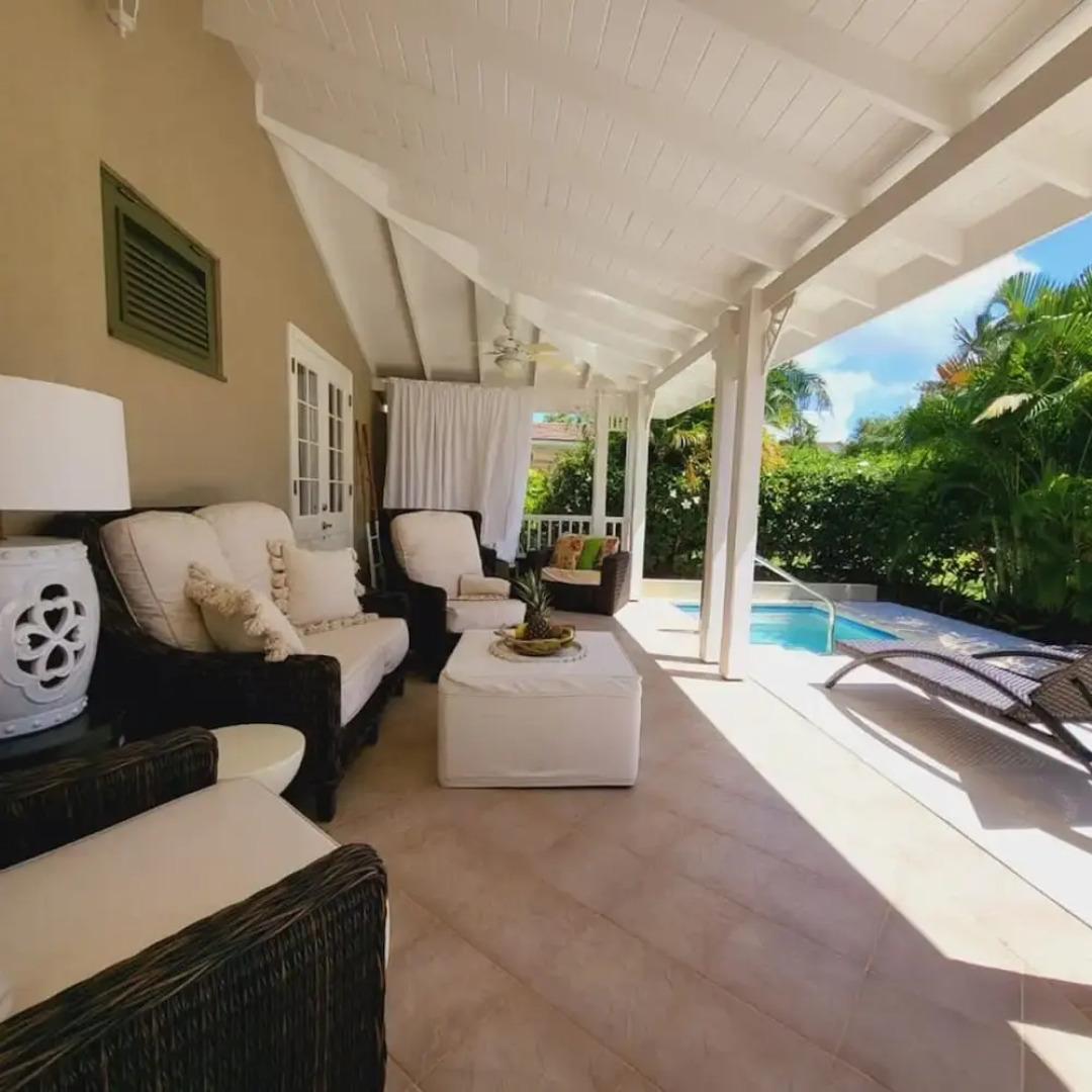 Villa Vuemont - Peaceful 3 Bedroom Villa With Pool