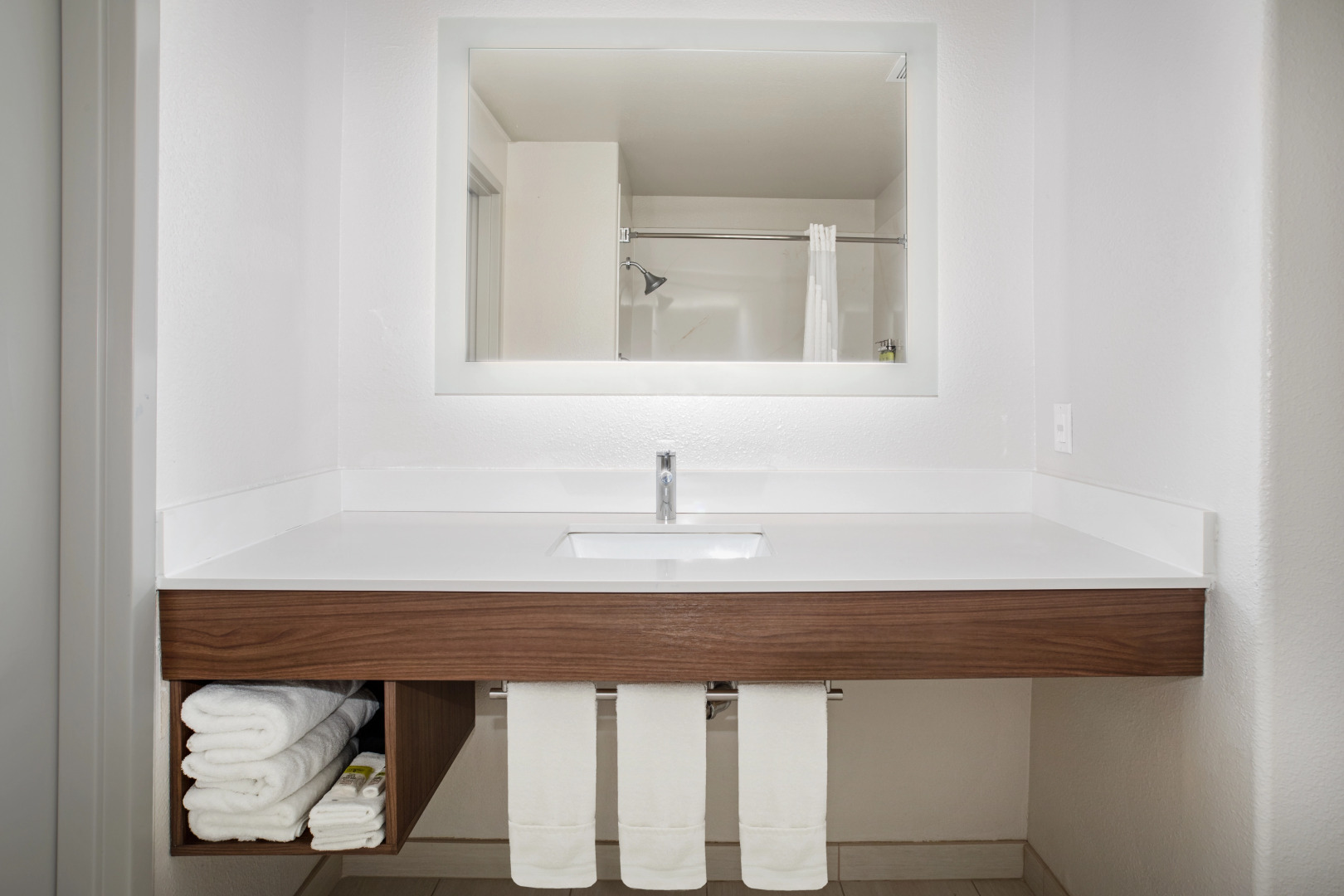 Holiday Inn Express & Suites Chowchilla - Yosemite Park Area by IHG