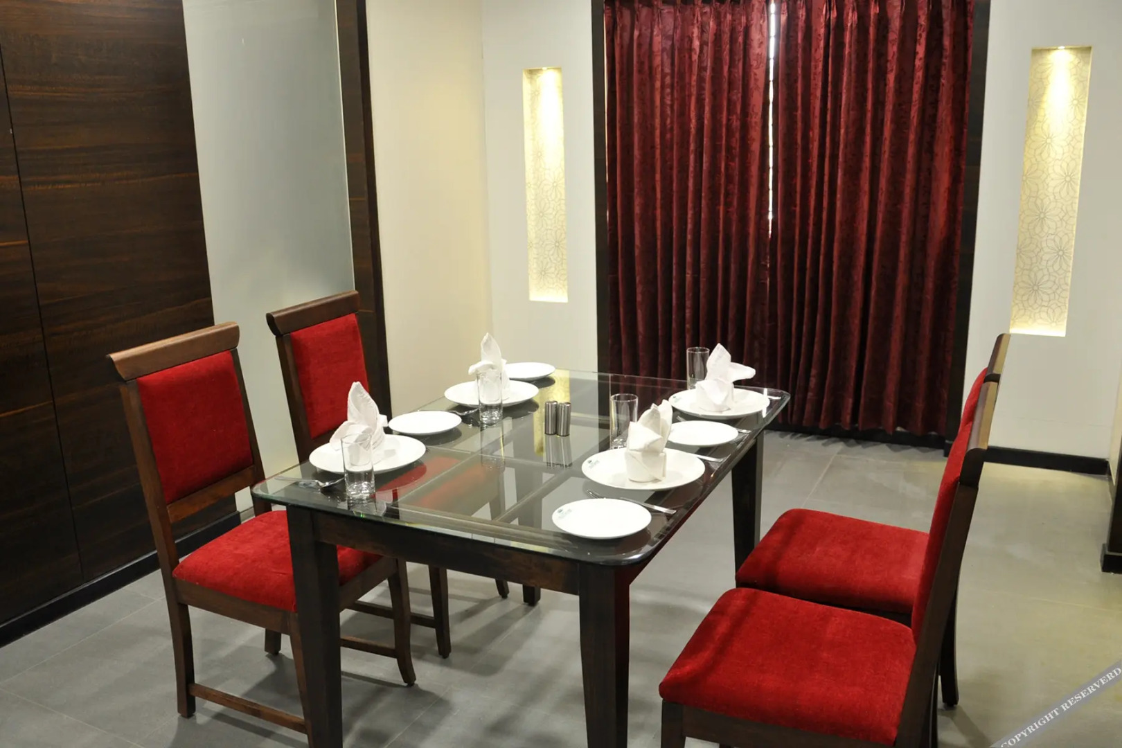 Lumbinis Grand Hotel