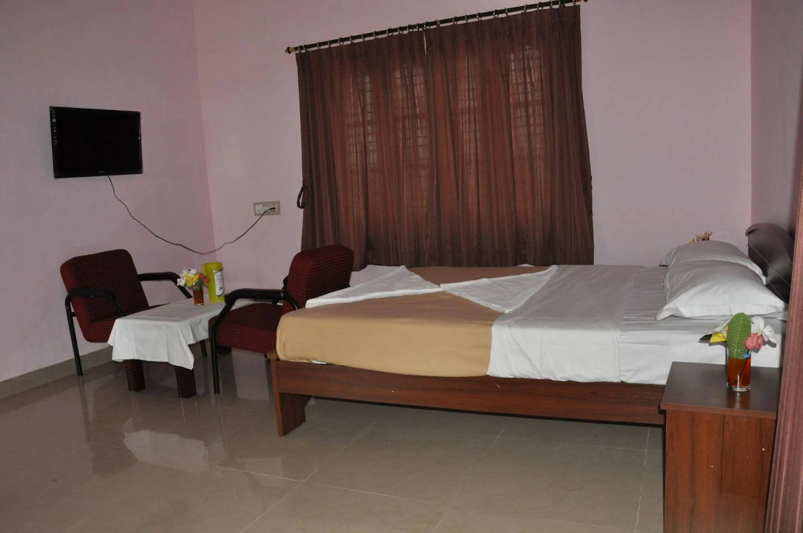 KSTDC Hotel Mayura Gaganachukki