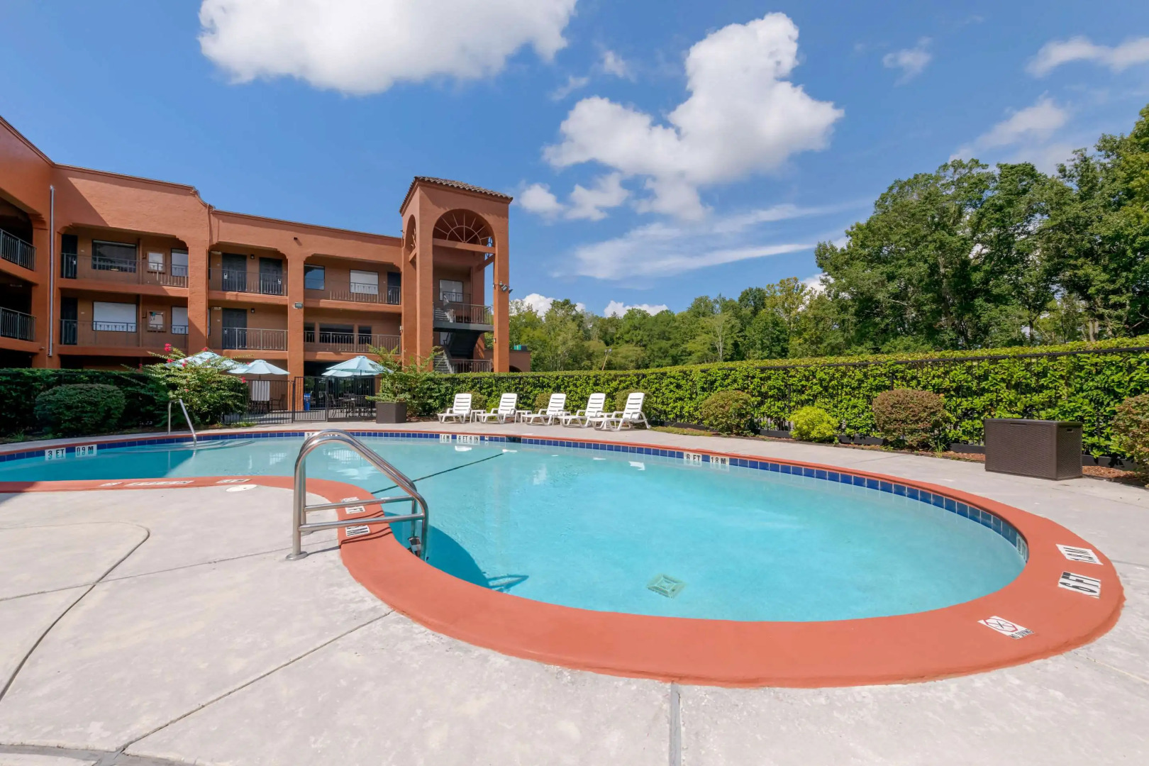 Quality Inn & Suites Jacksonville-Baymeadows
