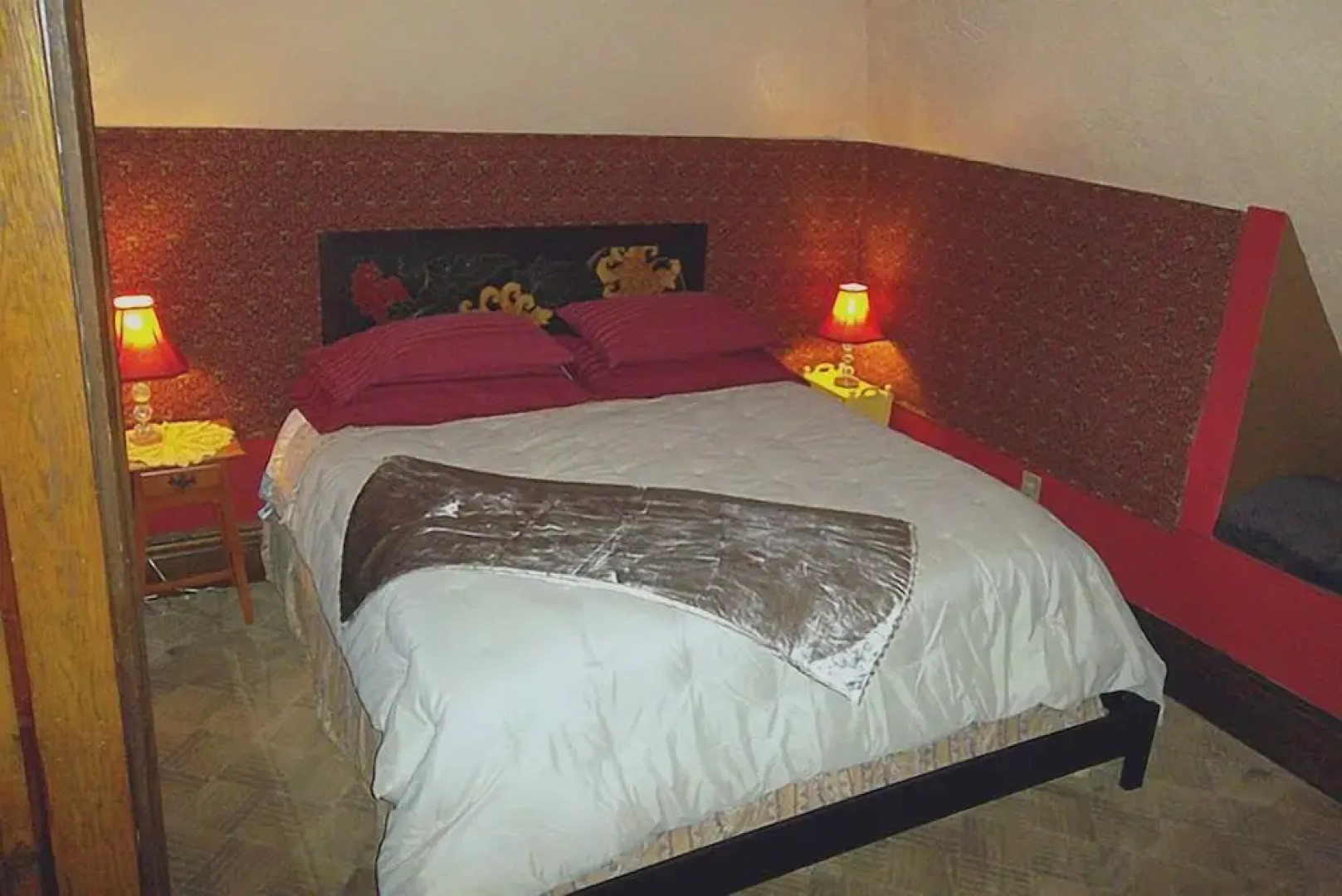 Colonial House on Main