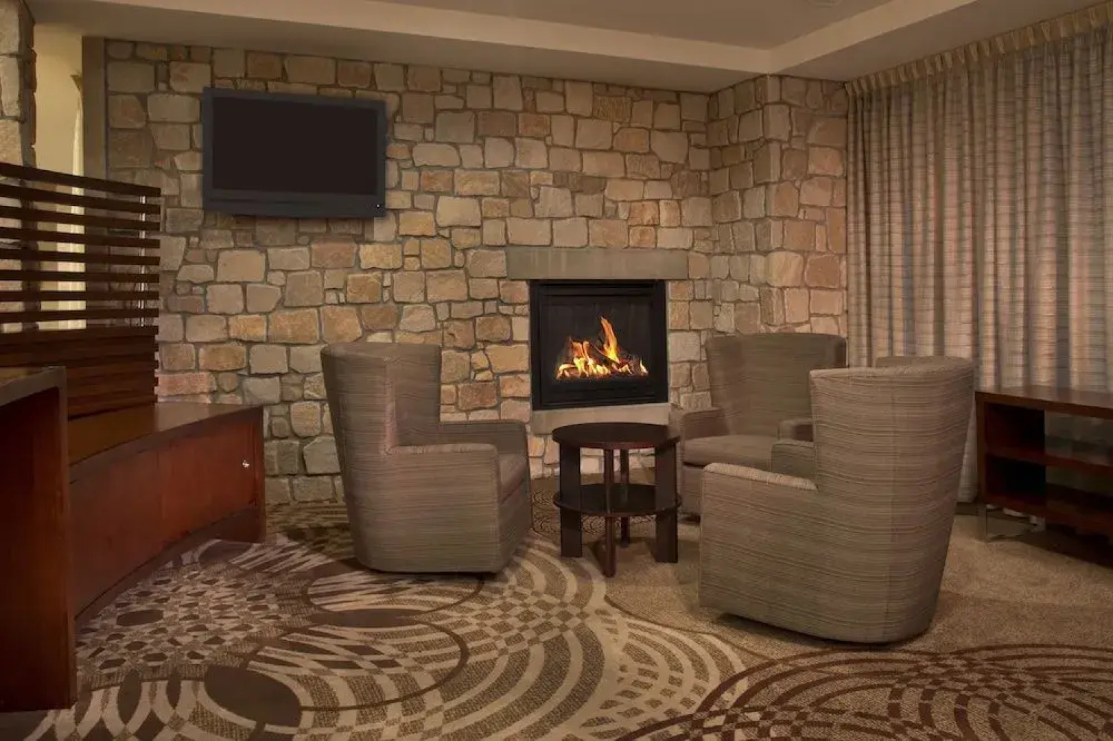 Sheraton Louisville Riverside Hotel