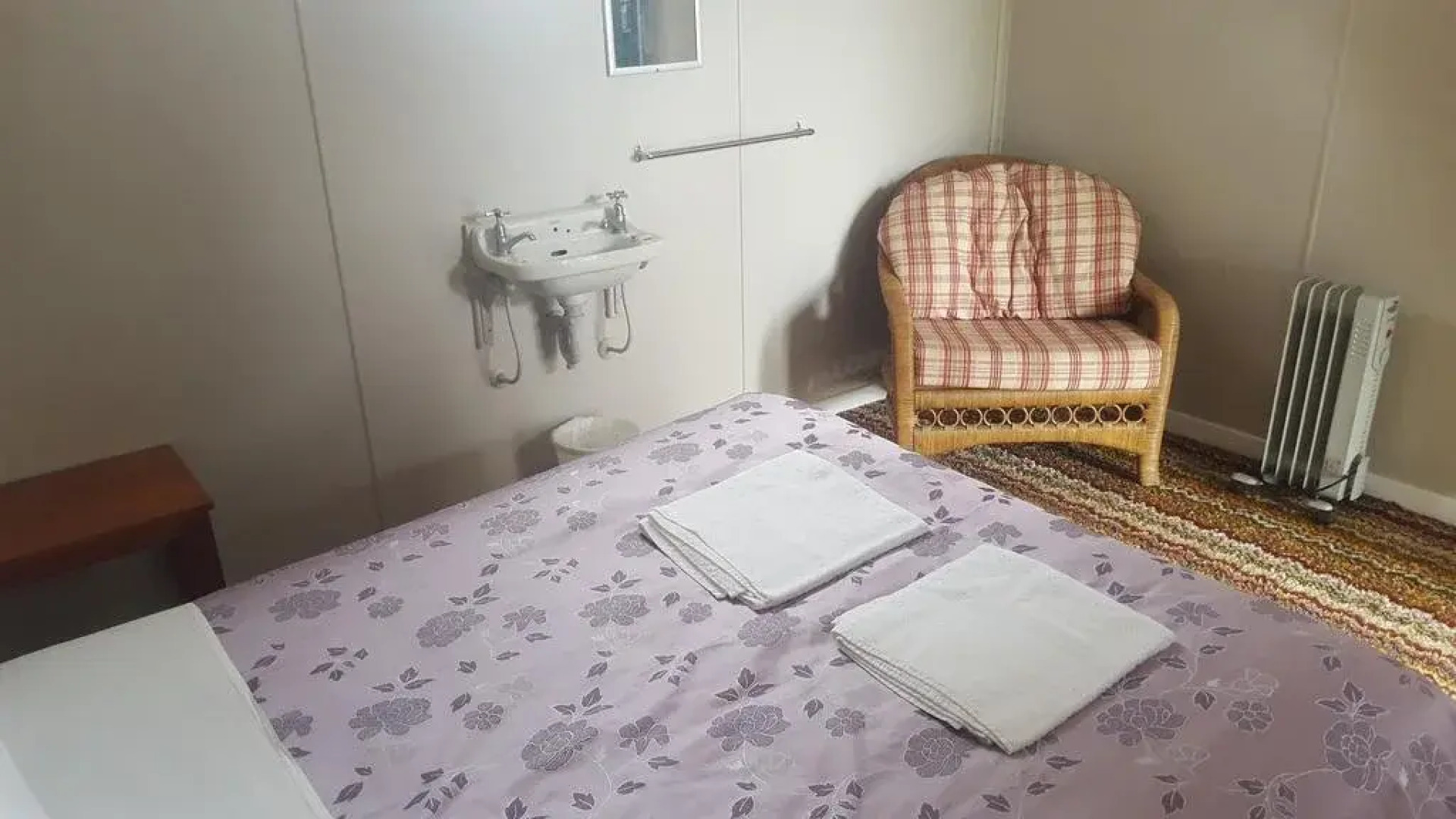 Tingle All Over Budget Accommodation