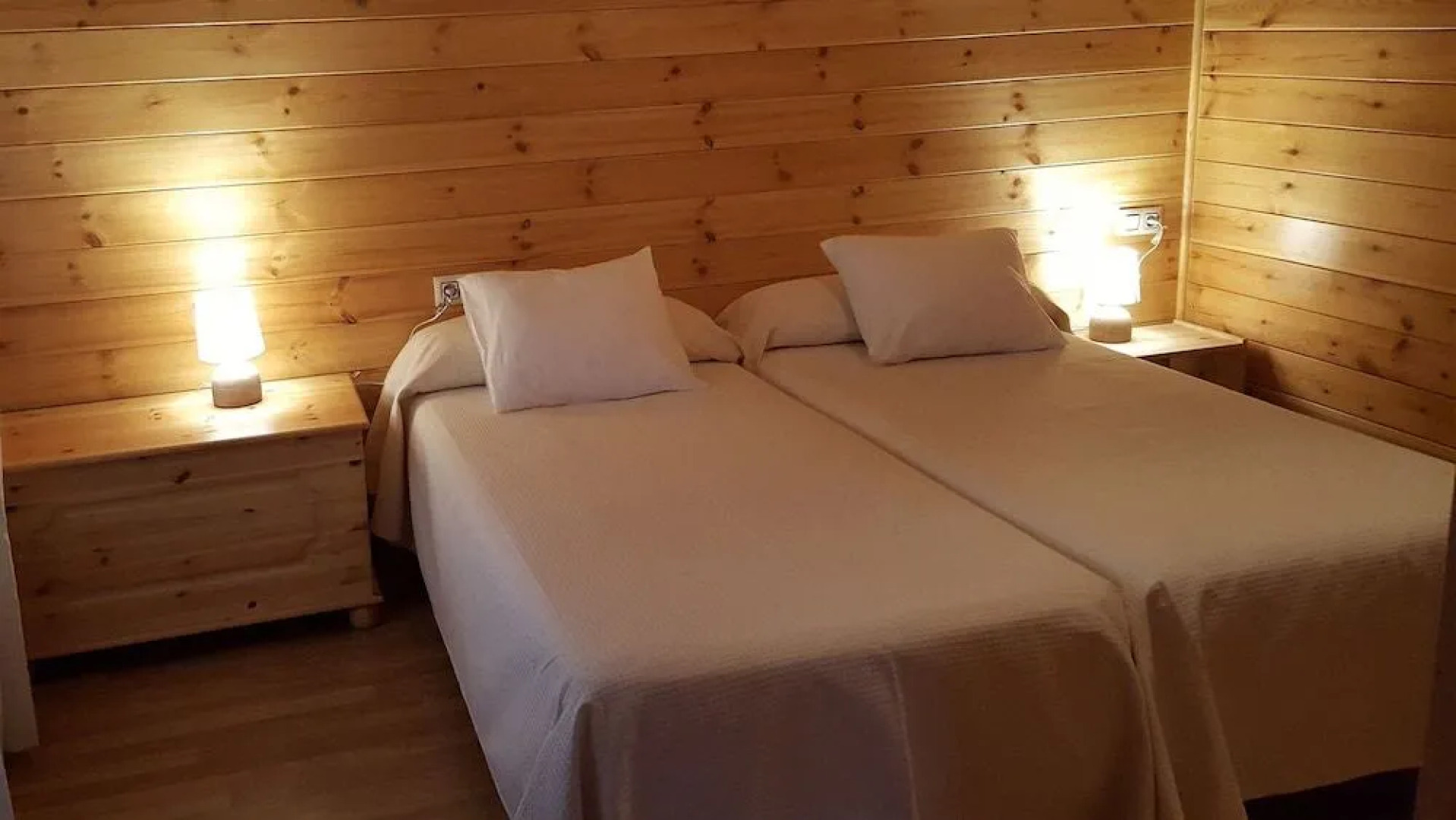 Hostal Restaurant Pous de la Neu