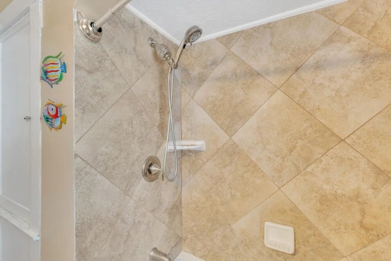 Sand Of Time Cottage 2 Bedroom Cottage By Redawning