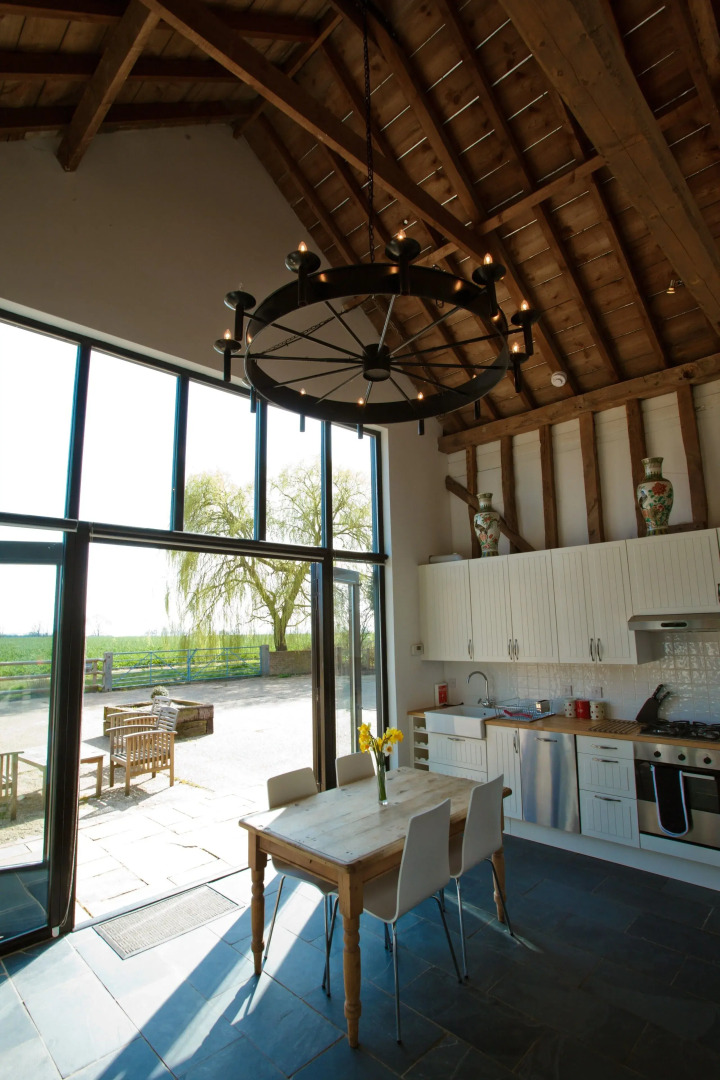 Creeksea Place Barns