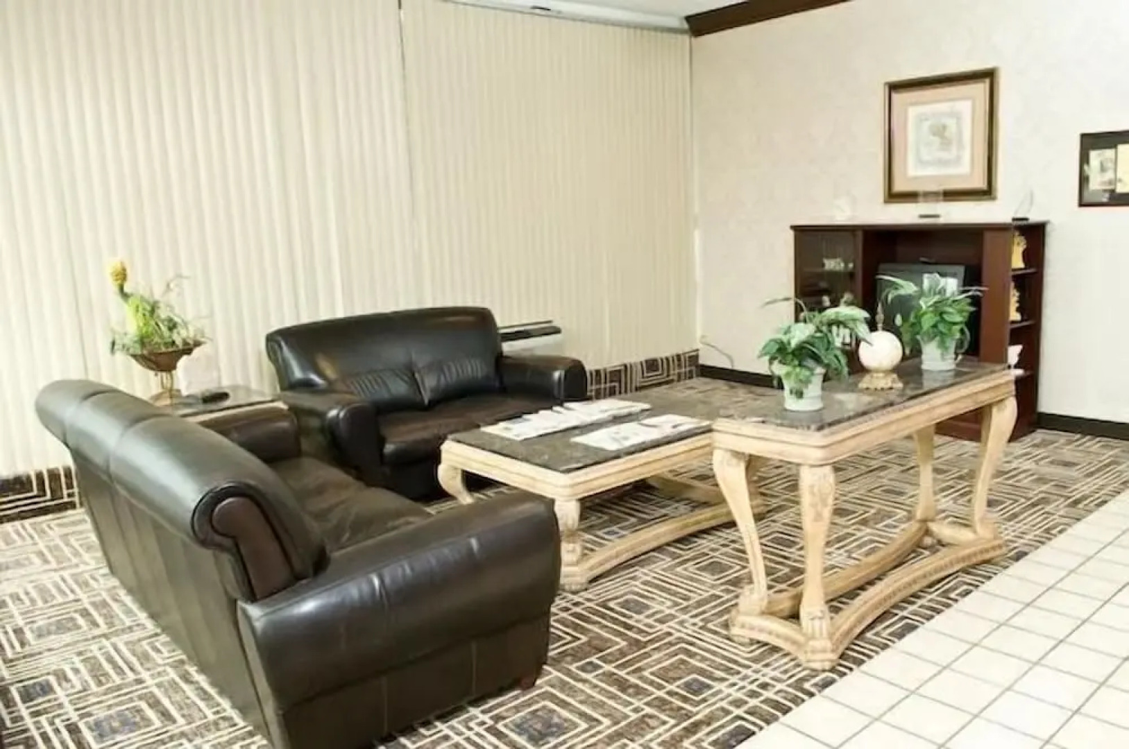 Guest Lodge Pageland