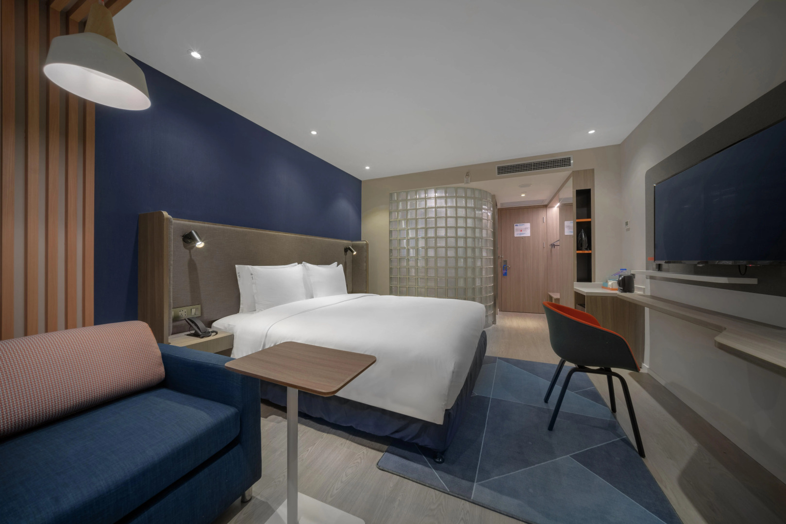 Holiday Inn Express Shanghai Jinqiao Central by IHG