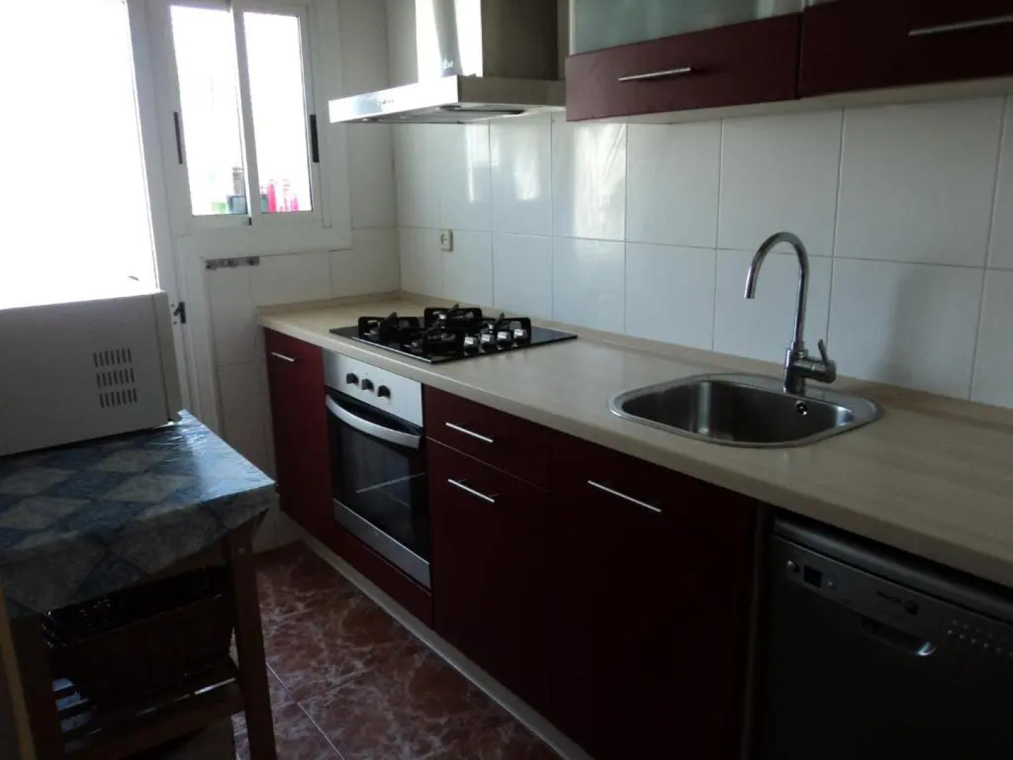 Nice terrace, 45 min from Barcelona and Port Aventura