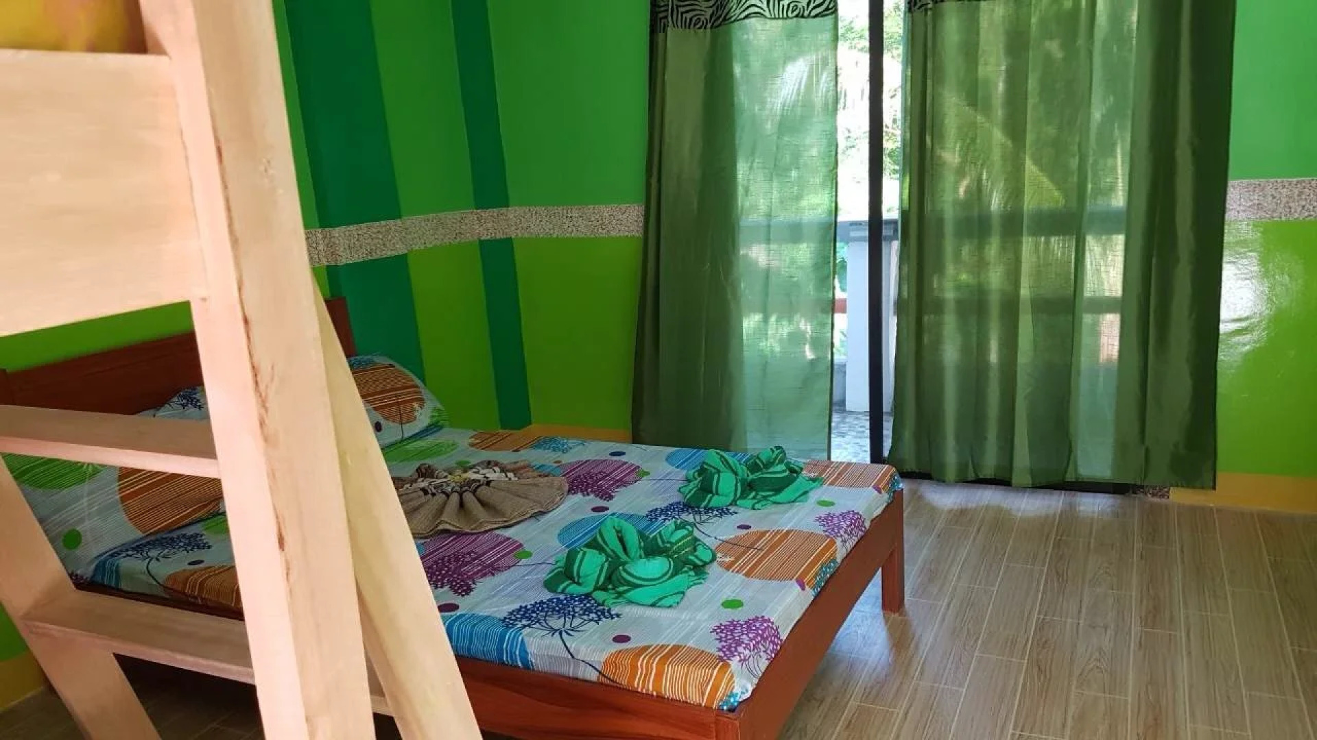 Nature Green Forest Resort