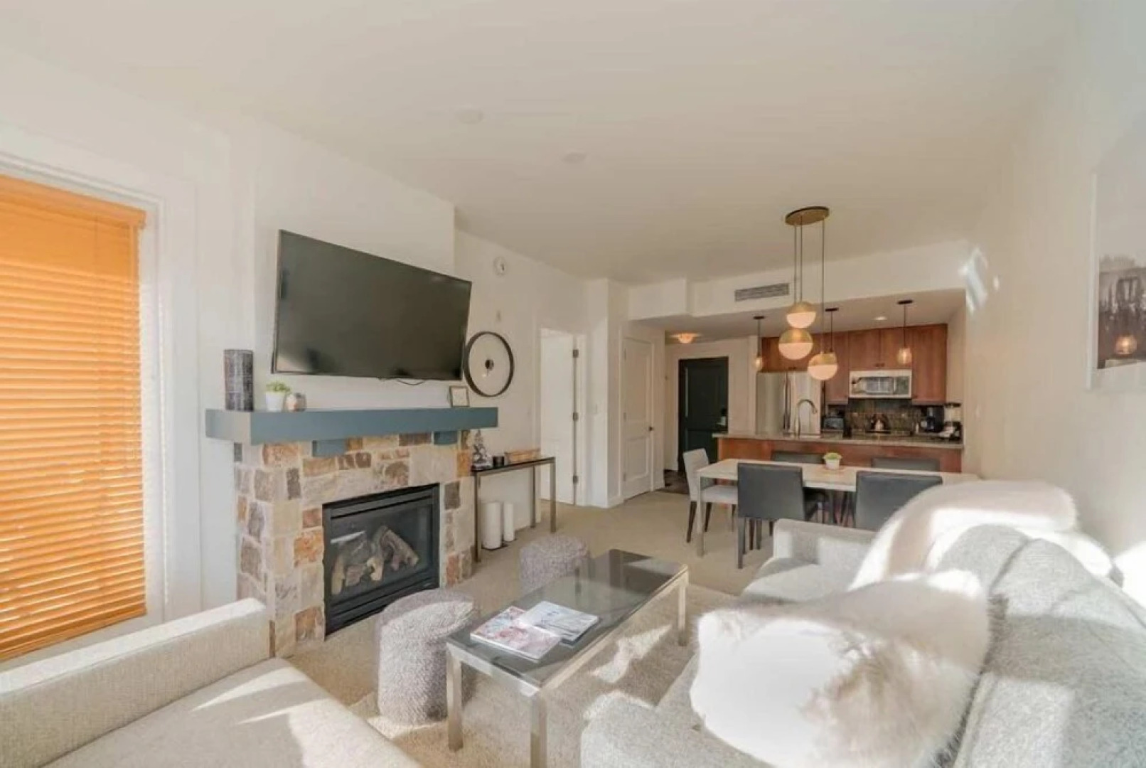 Luxury Ski in, Ski out 1 Bedroom Colorado Resort Vacation Rental in the Heart of Snowmass Base Village