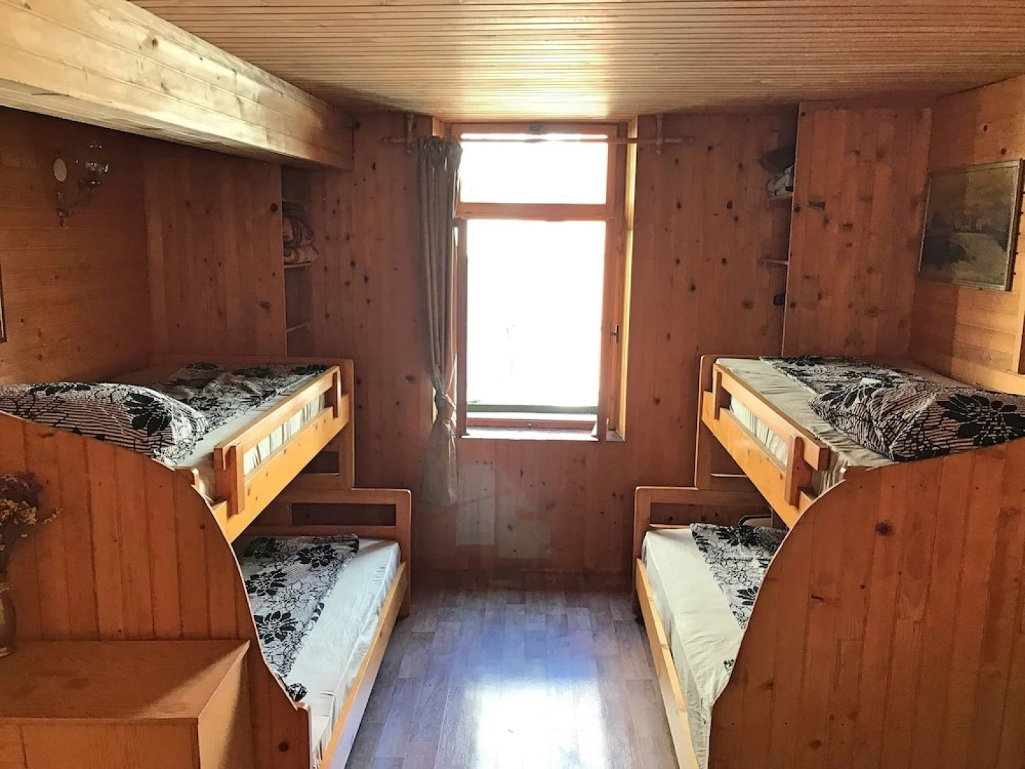 Bright Apartment at Tartini Square