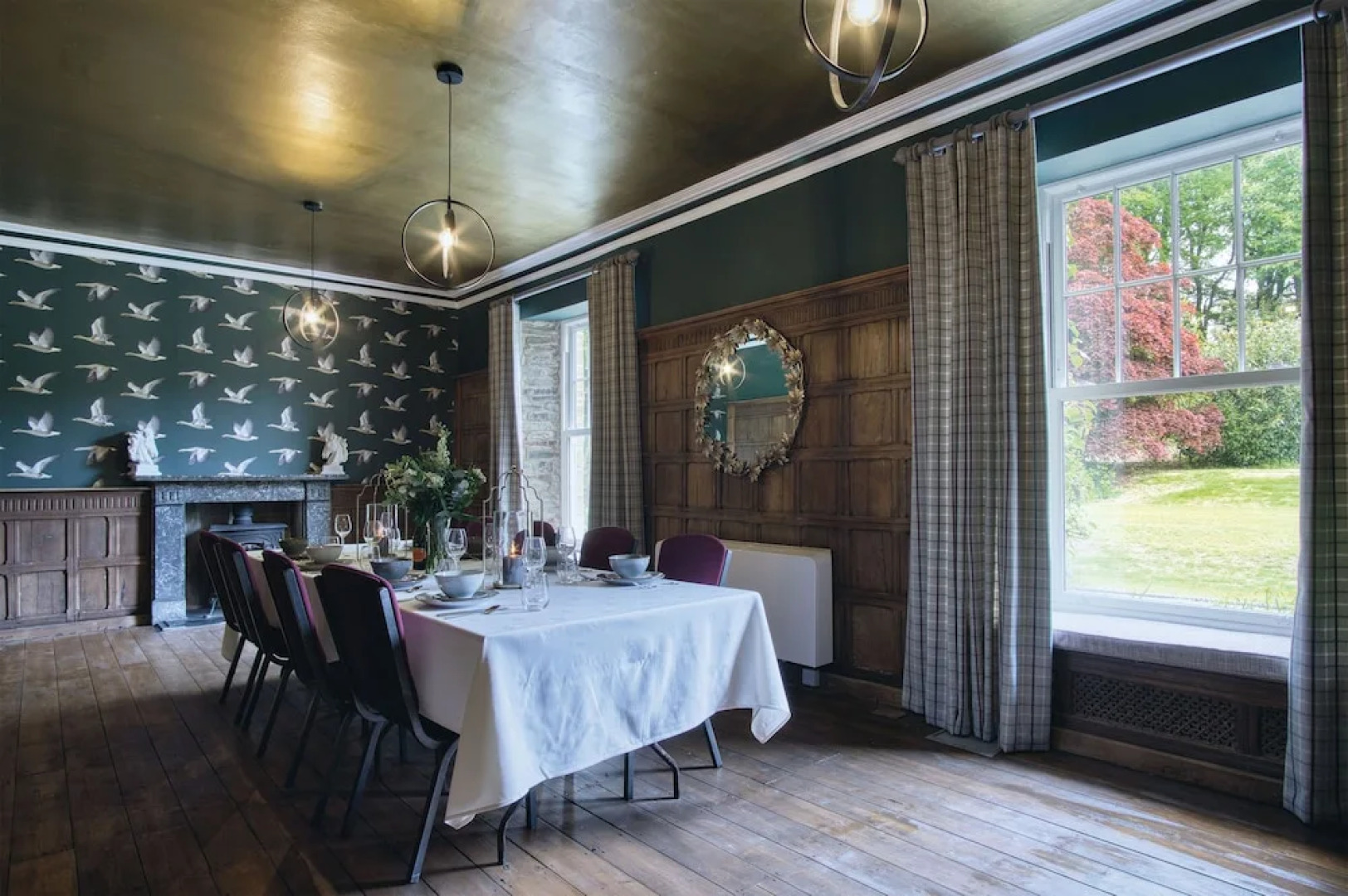 Hill House Country Estate - Princes Gate