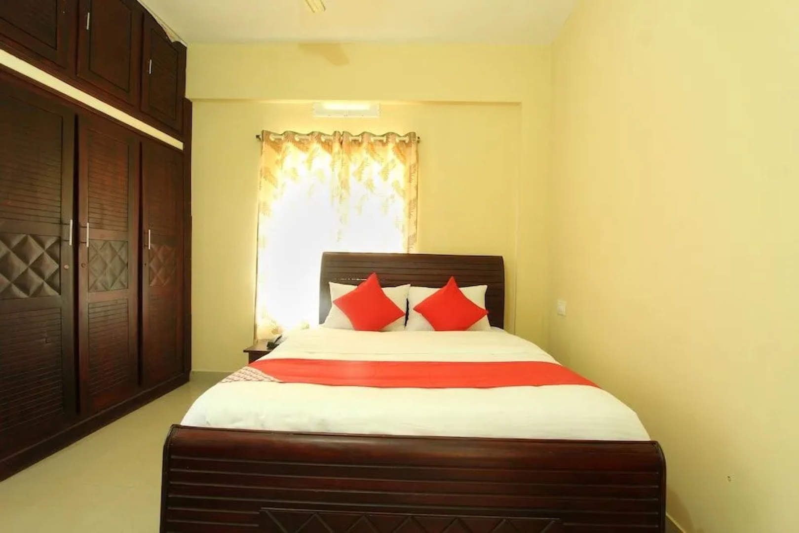 OYO 22514 Live Inn