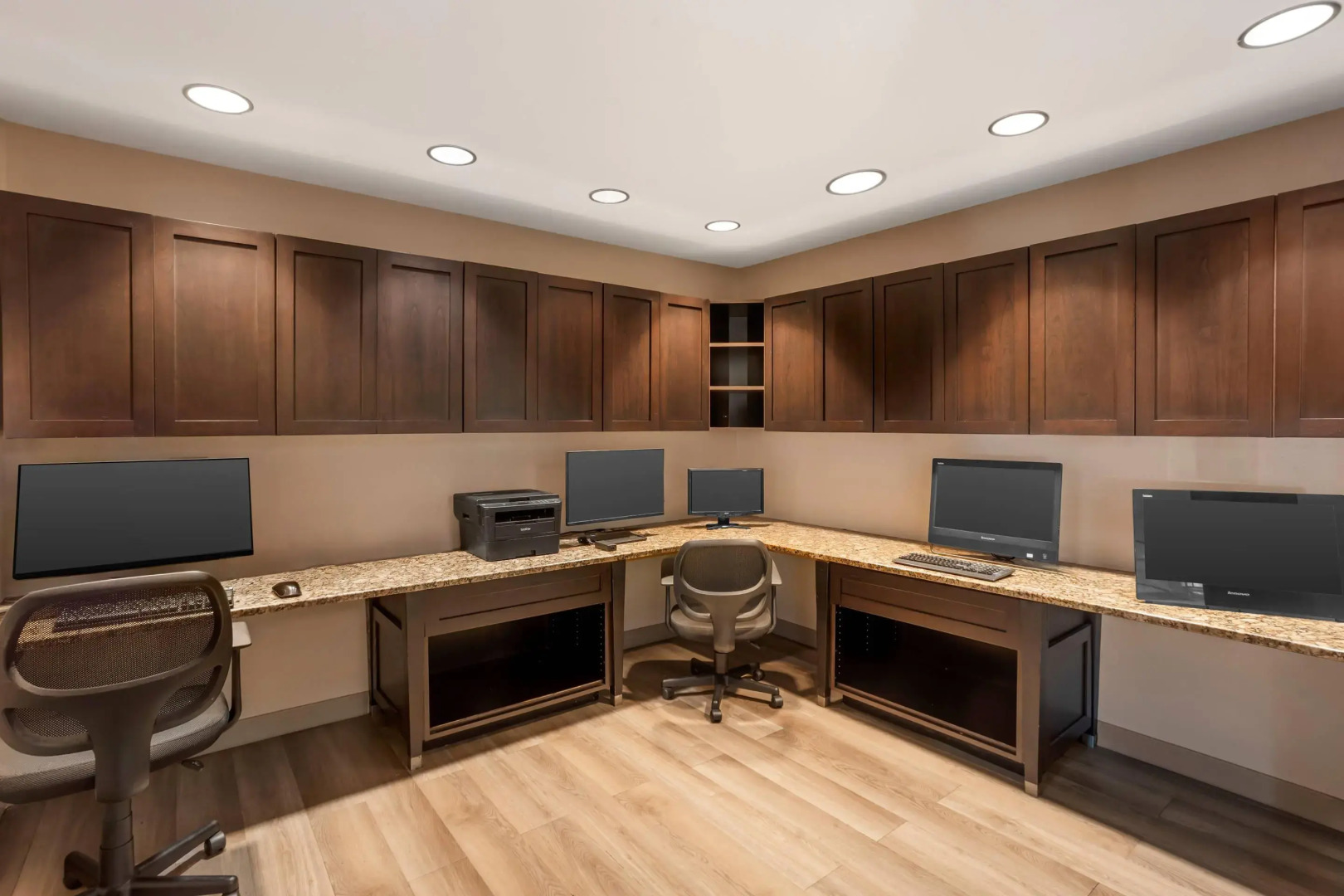 Comfort Inn & Suites Mt. Holly - Westampton