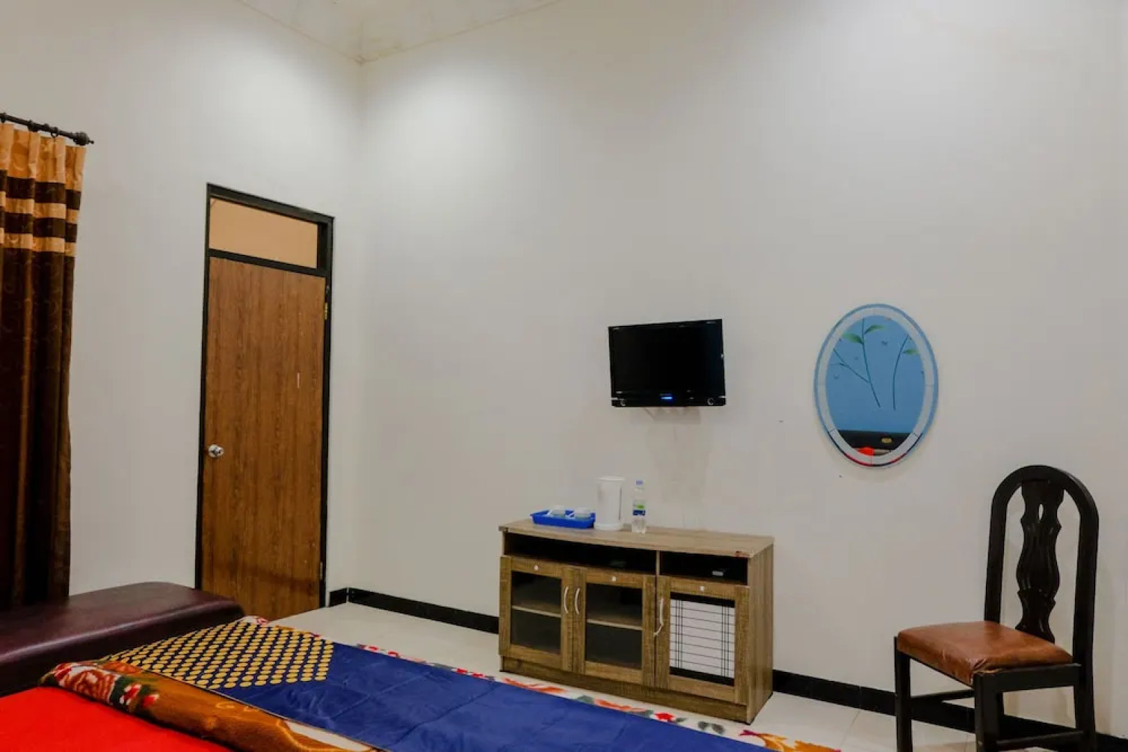 Hotel Dewi by OYO Rooms