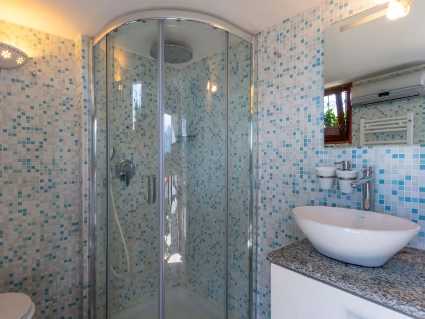 La tana del lupo (GLA415)