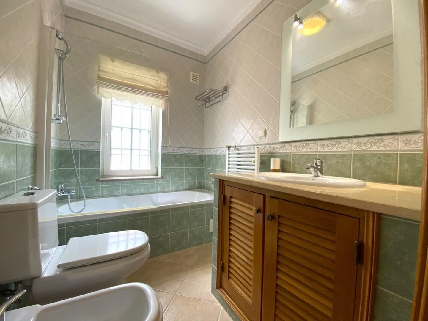 P RA Amazing Villa With Pool by Homing