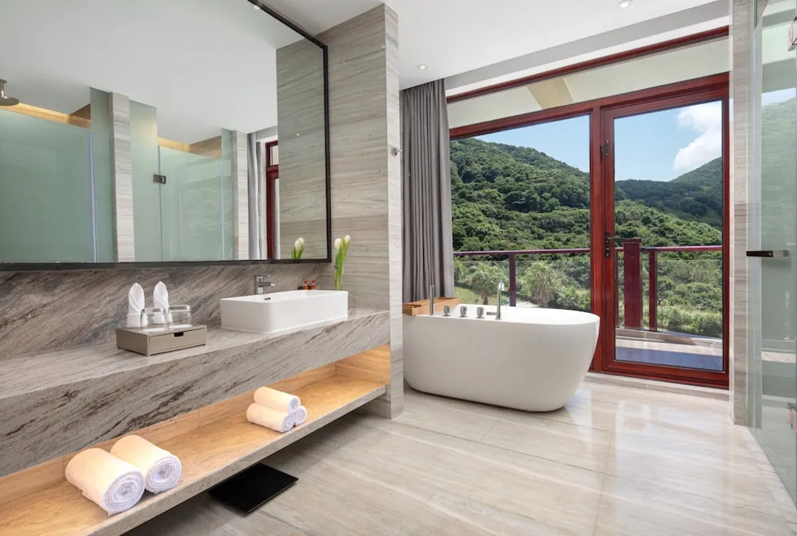 Crowne Plaza Zhoushan Seaview