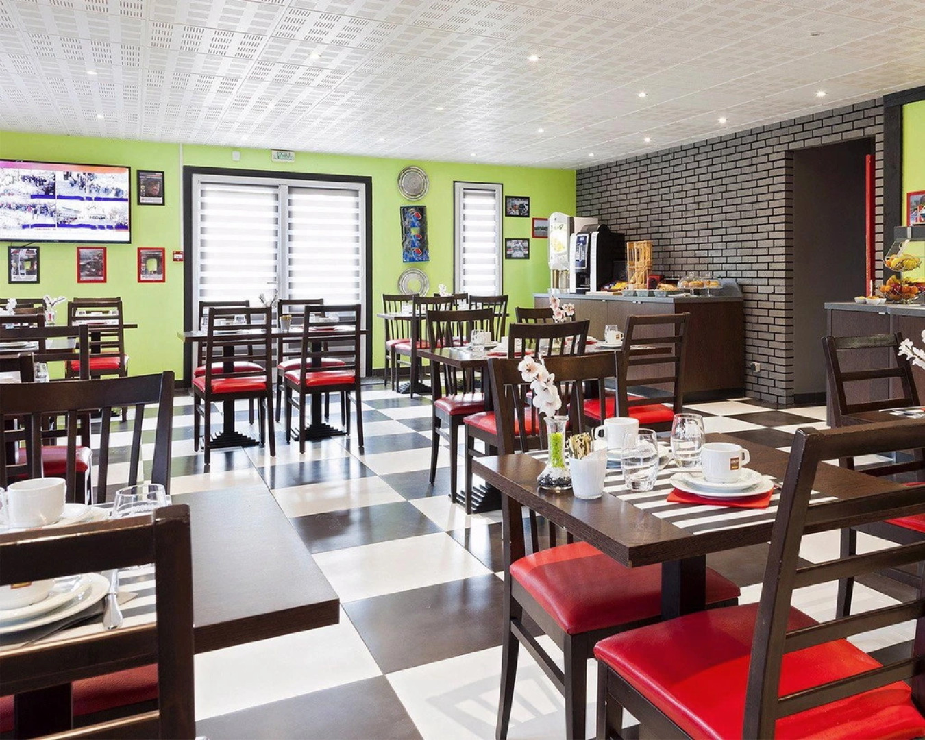 hotelF1 Brétigny-sur-Orge