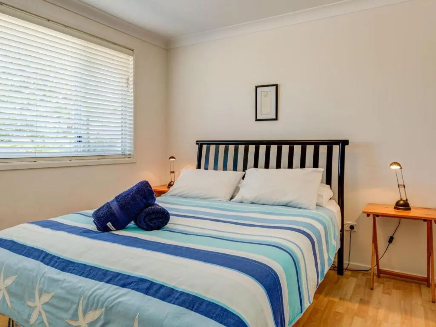 PENZANCE Gerroa Beachfront to Shelley Beach and 4pm check out Sundays