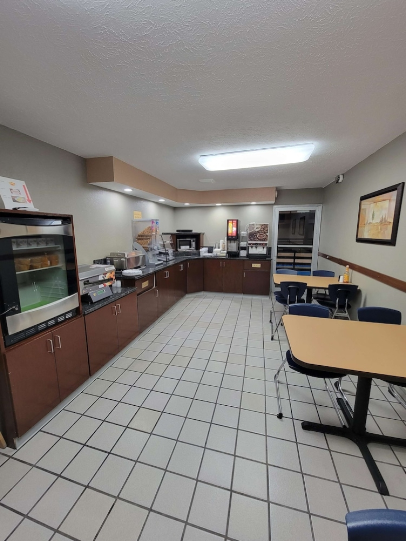 SureStay Plus Hotel by Best Western Grand Island