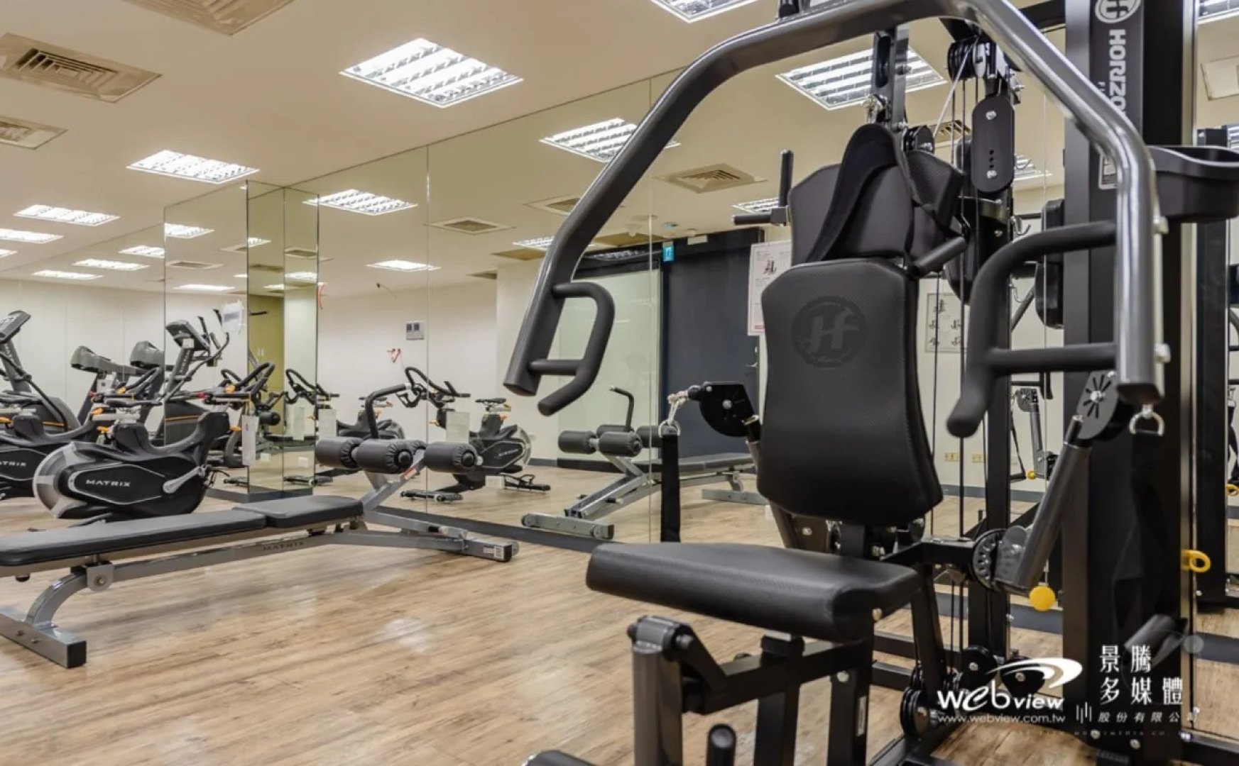 Wow-Happy Hotel Taipei