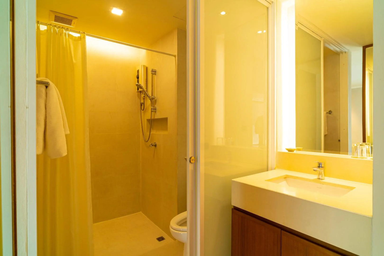 Amber Boutique Silom Hotel