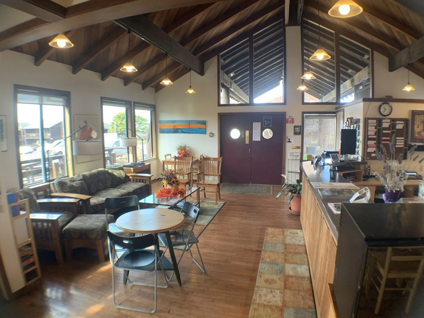 Harbor Lite Lodge